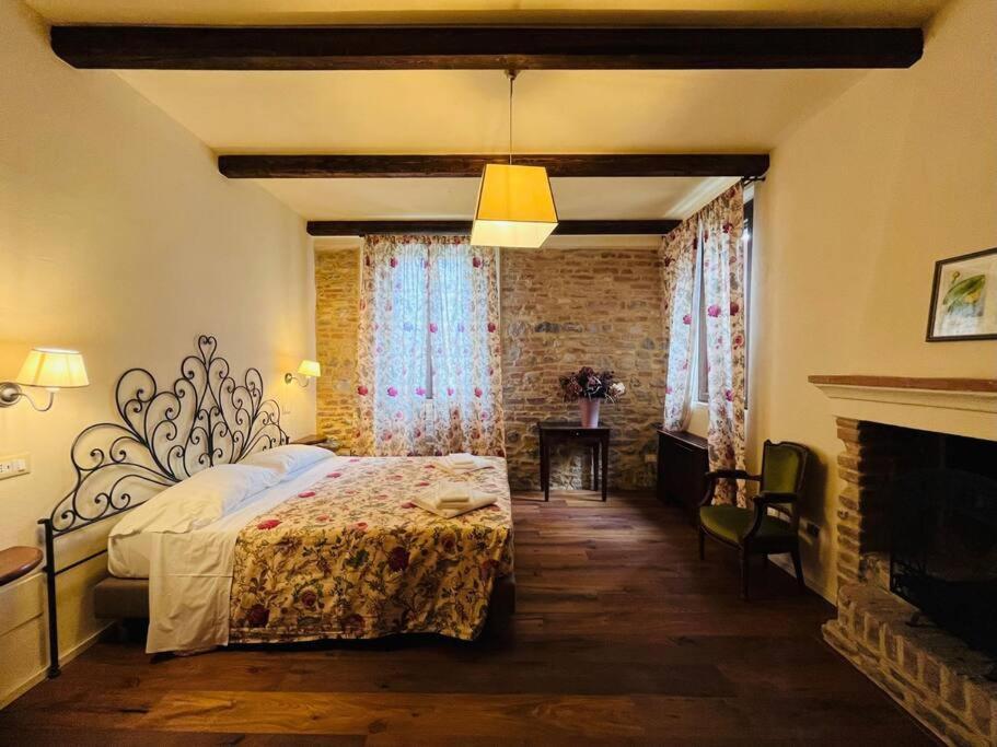 Villa Finetta - Tabiano Castello Country Villas 萨尔索马焦雷泰尔梅 外观 照片